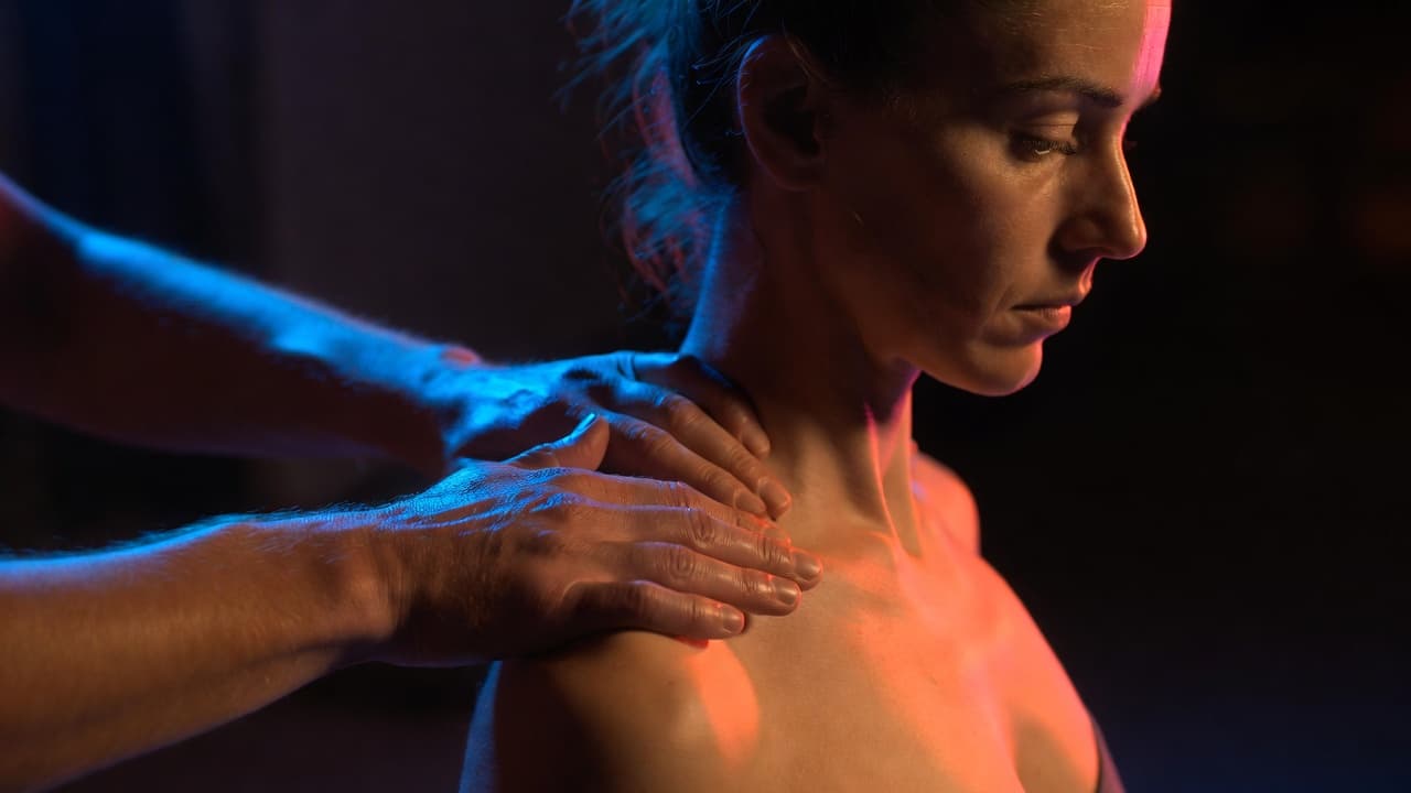 Immersive vs Coached Classes: Which ALIVE Experience Is Right for You?